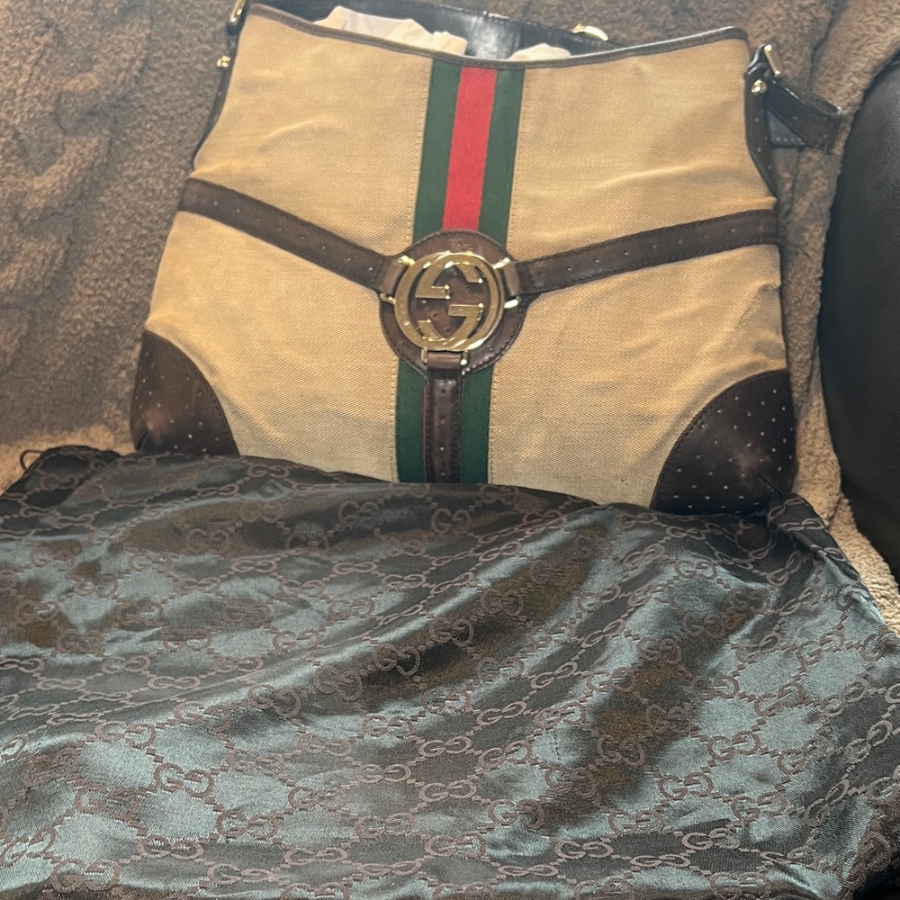 Vintage Gucci Beige and Brown Shoulder Bag with Red and Green Stripe
